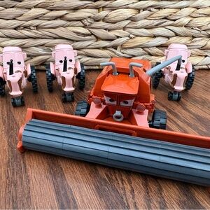 4PAck Disney Pixar Cars FRANK THE COMBINE HARVESTER & 3 TRACTORS Diecast